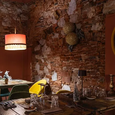 Art Gallery - Tuscany - Medieval Town Close To Florence, Pisa, Lucca, Chianti Zone, Versilia * Santa Maria a Monte