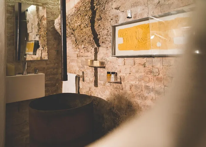 Art Gallery - Tuscany - Medieval Town Close To Florence, Pisa, Lucca, Chianti Zone, Versilia Santa Maria a Monte