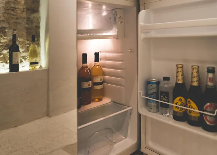 Art Gallery - Tuscany - Medieval Town Close To Florence, Pisa, Lucca, Chianti Zone, Versilia * Santa Maria a Monte